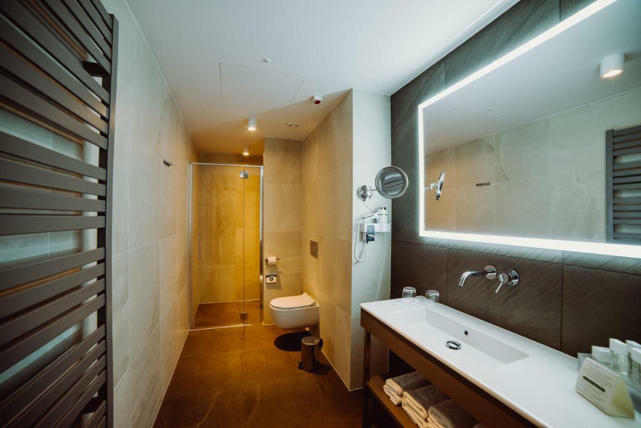 Hotel Evva タルノブジェク エクステリア 写真