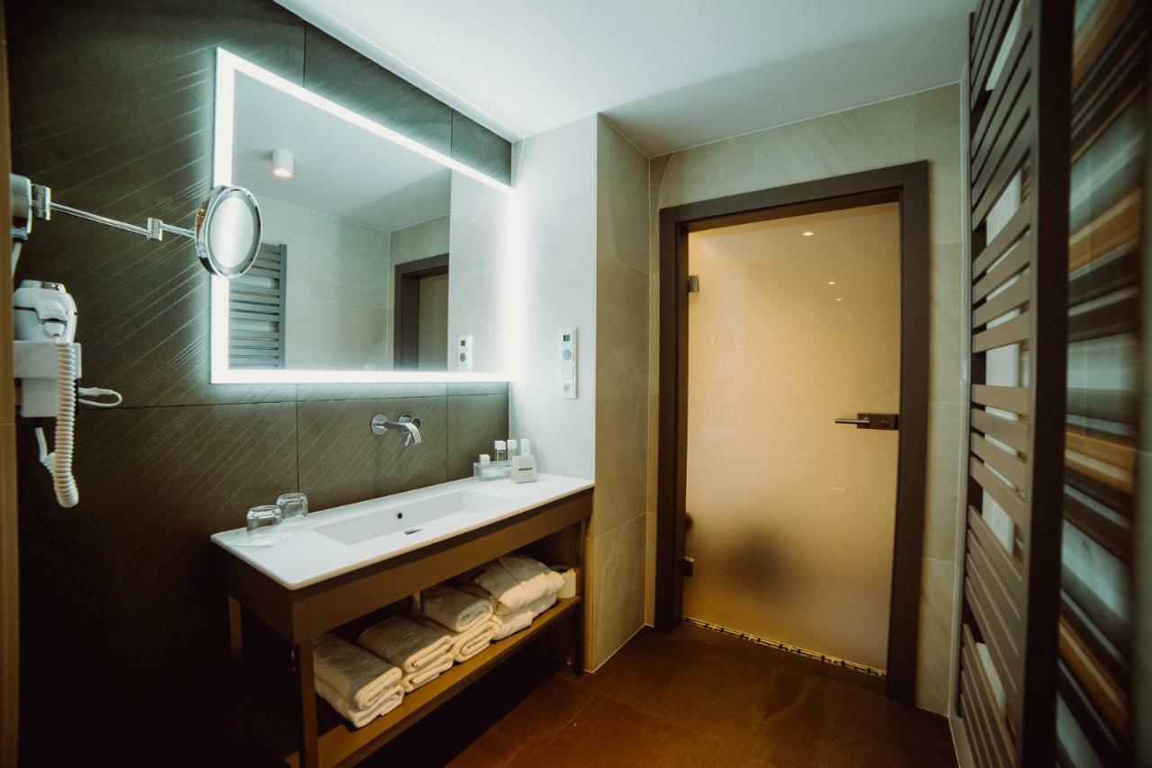 Hotel Evva タルノブジェク エクステリア 写真