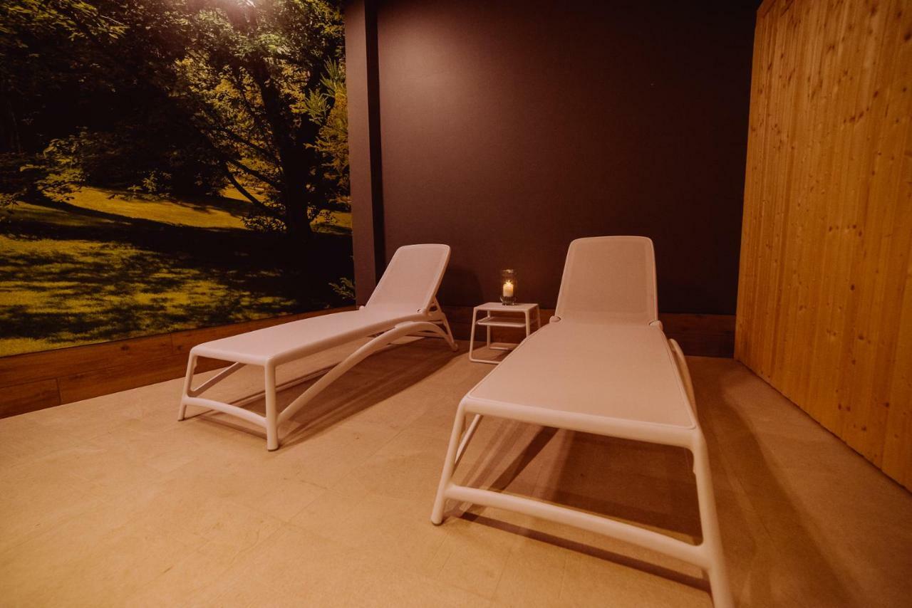 Hotel Evva タルノブジェク エクステリア 写真