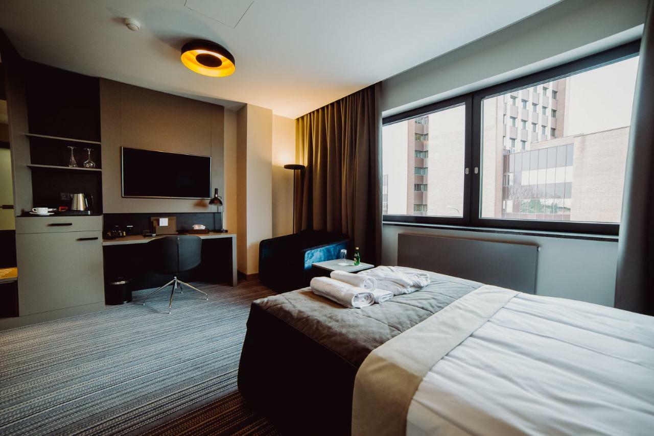 Hotel Evva タルノブジェク エクステリア 写真